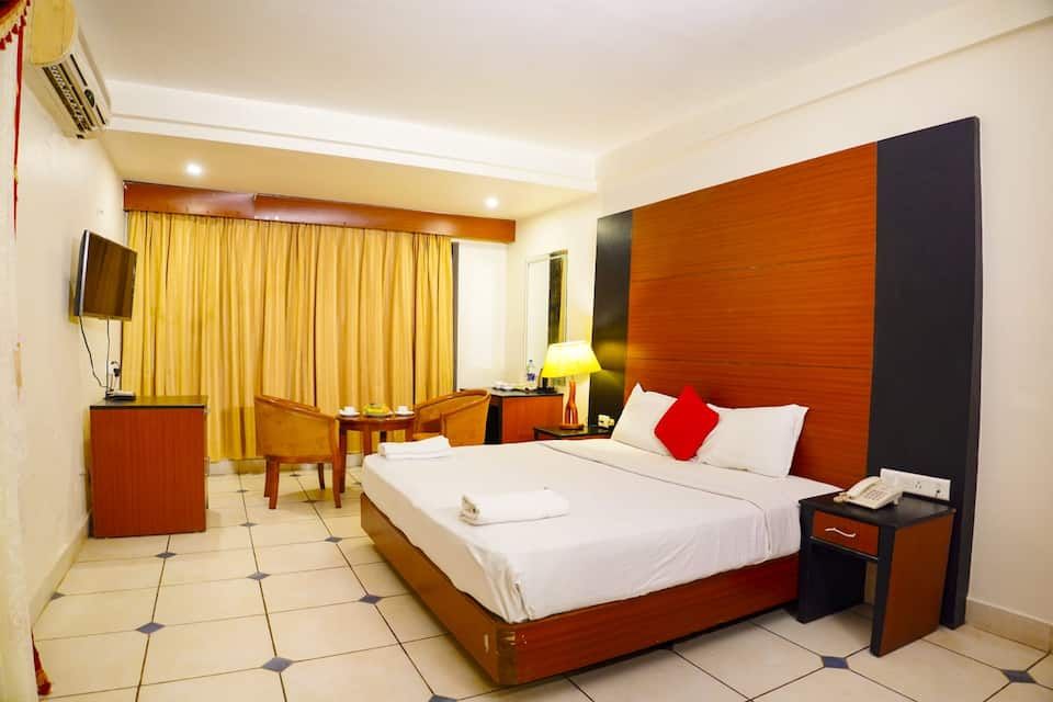 EMARALD RESORT Deluxe AC Room 7