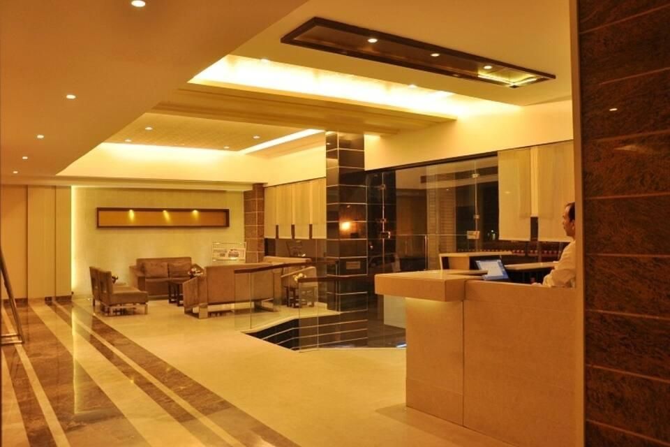 Hotel Parbhat Inn