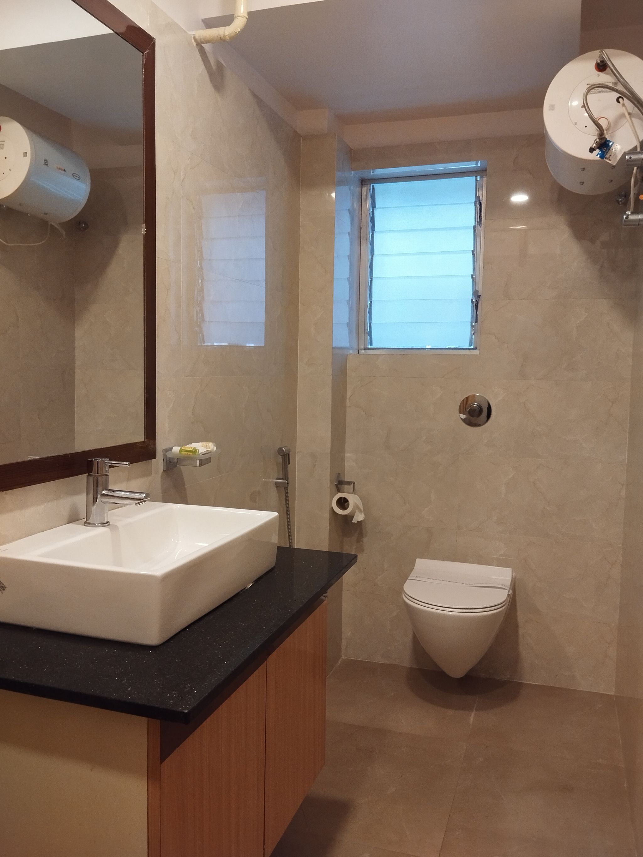 Hotel Executive Tower Deluxe Room 15