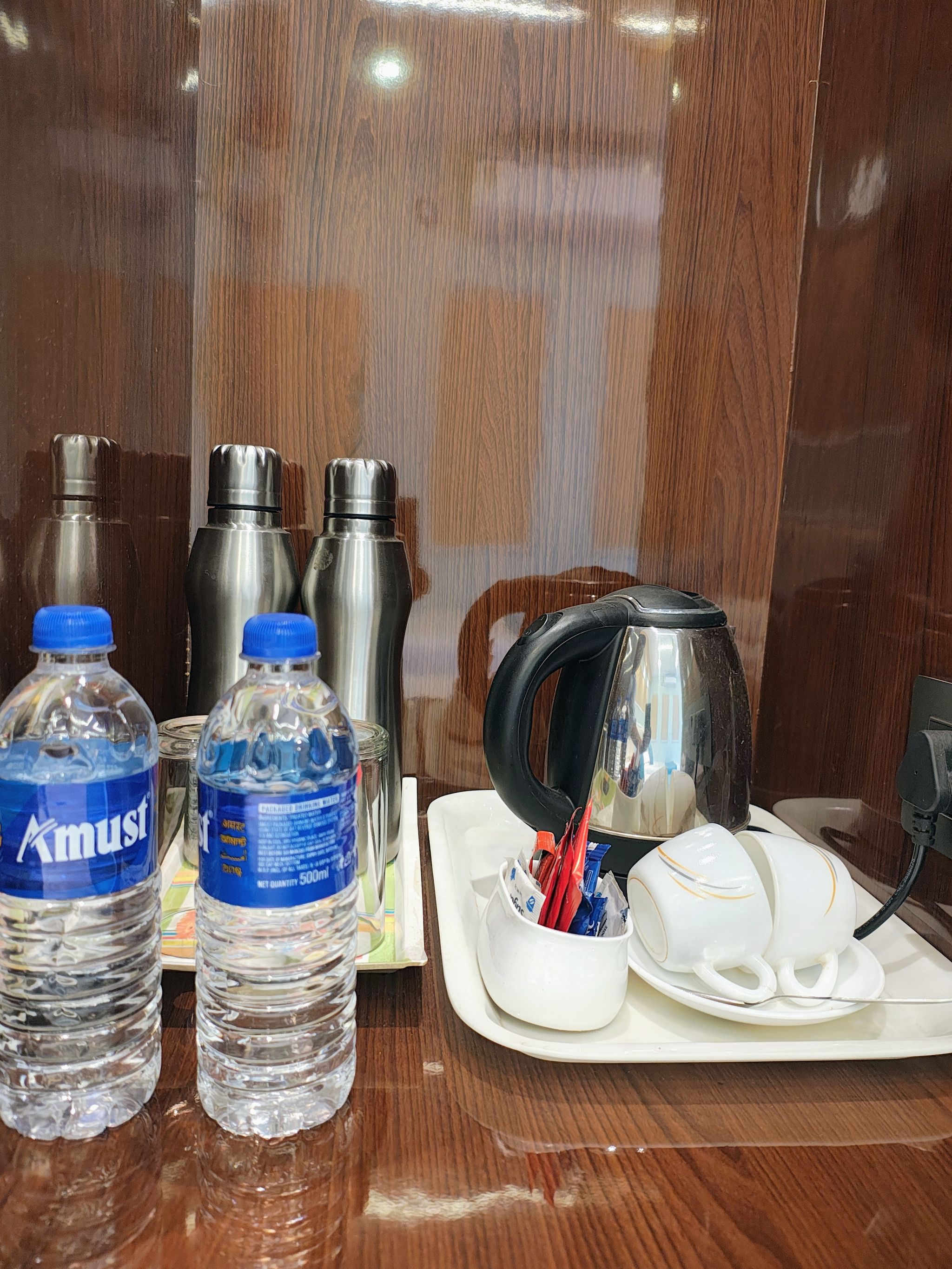 Hotel Executive Tower Deluxe Room 9