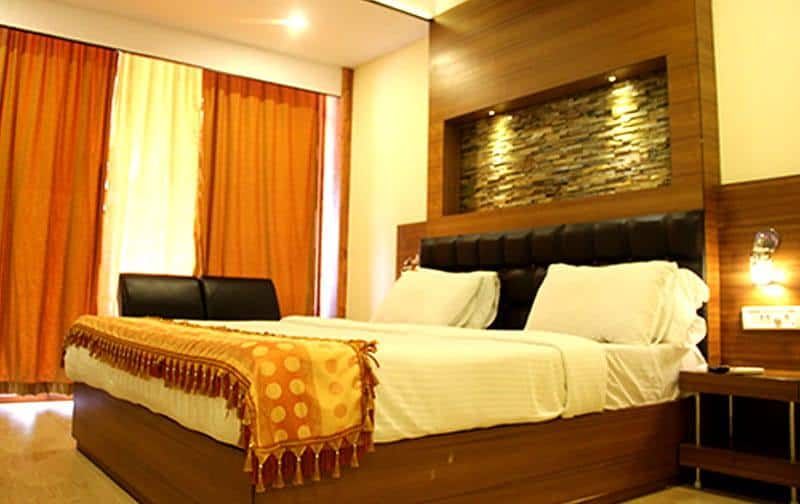 Super Deluxe Room (Pool Front View)