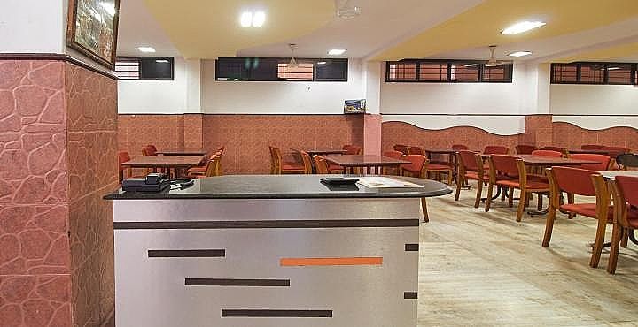 Food & Dining
