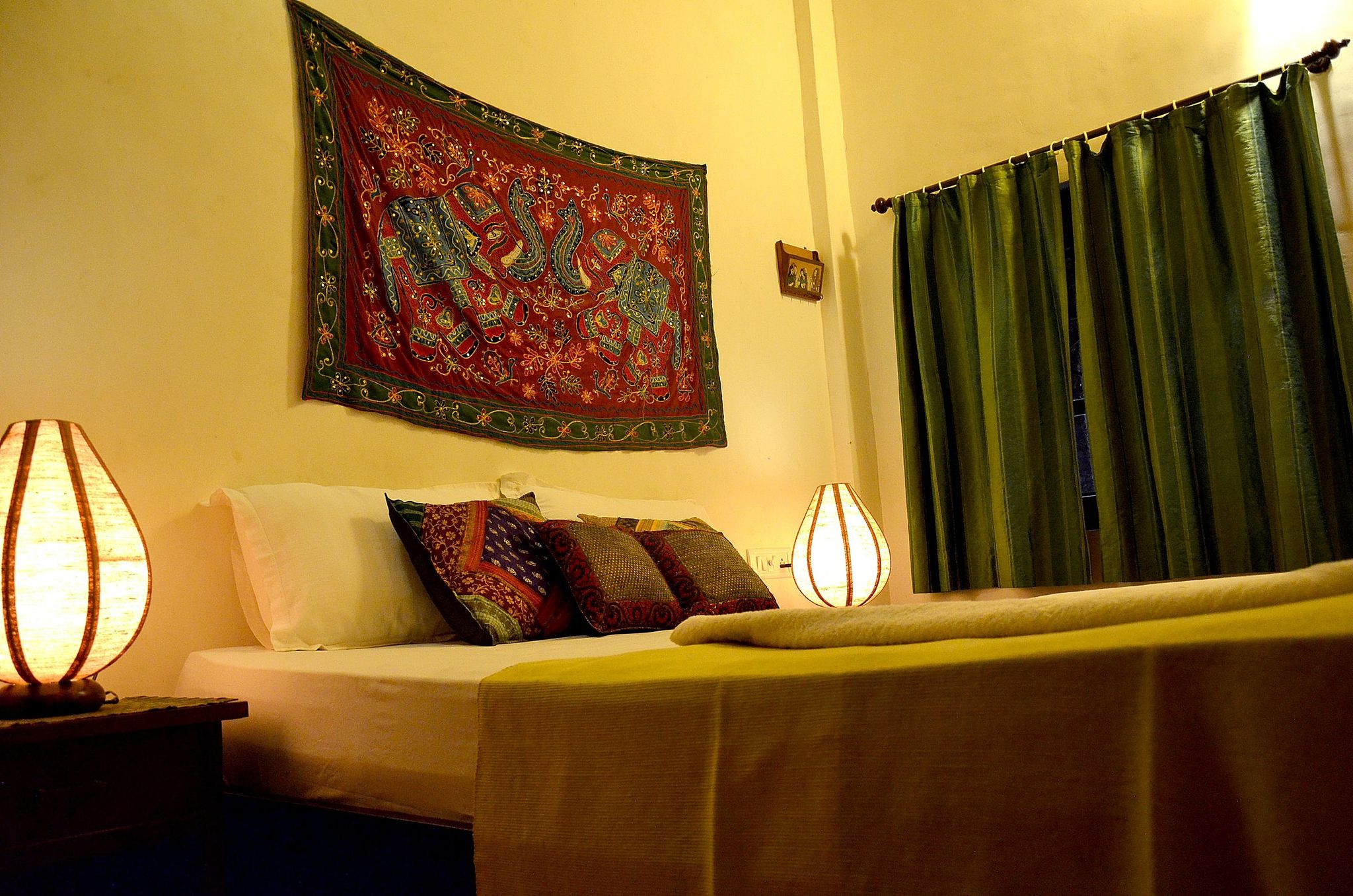 Little India Beach Cottages Standard AC Room 4