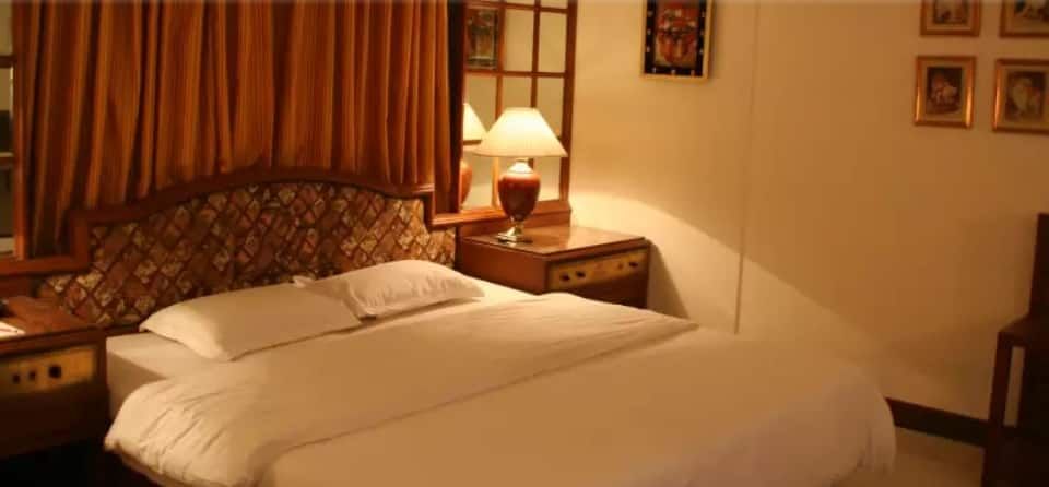 Executive Deluxe Double Room