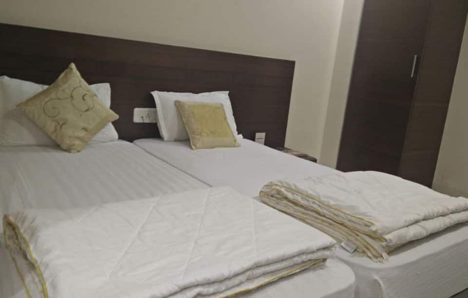 Hotel Shri Khedapati International Delux Room 5