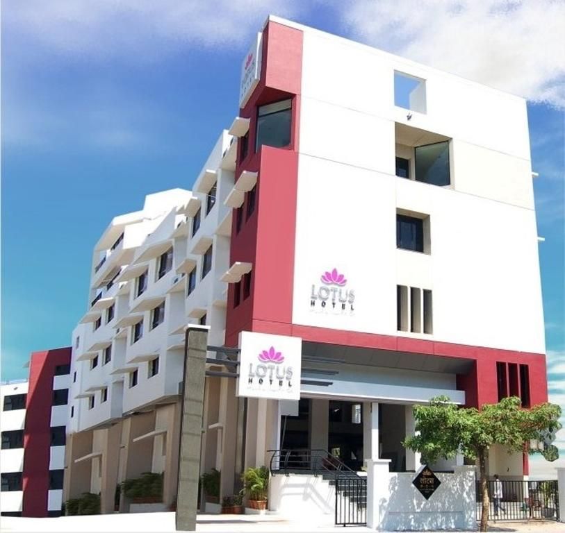 undefined Lotus Hotel 4