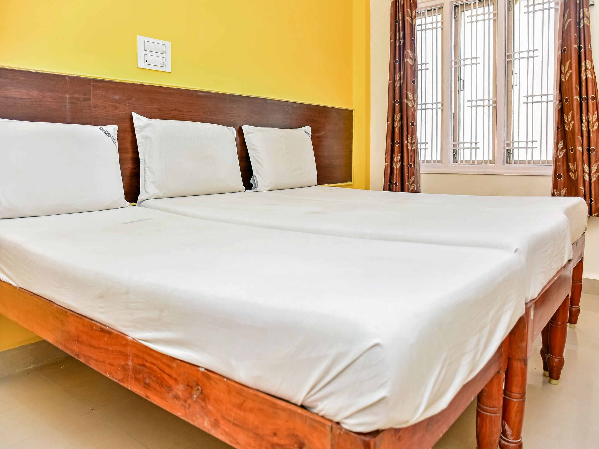 Hotel Sahasra residency Triple Bed Non Ac Room