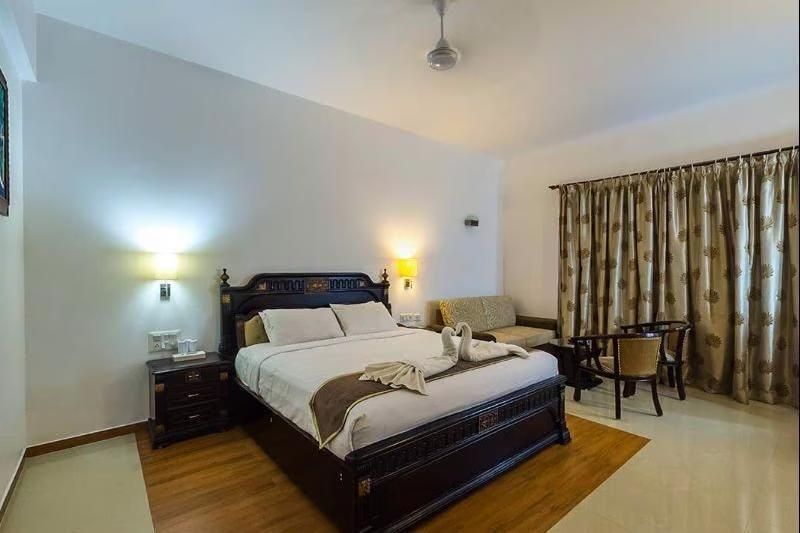 Hotel White Dammar International Executive Room AC