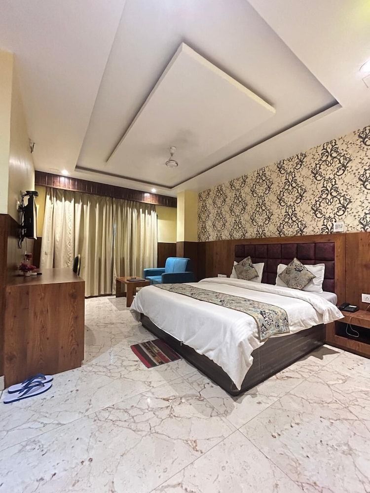 undefined HB INTERNATIONAL ( A Unit of Hotel Rajkamal ) 9