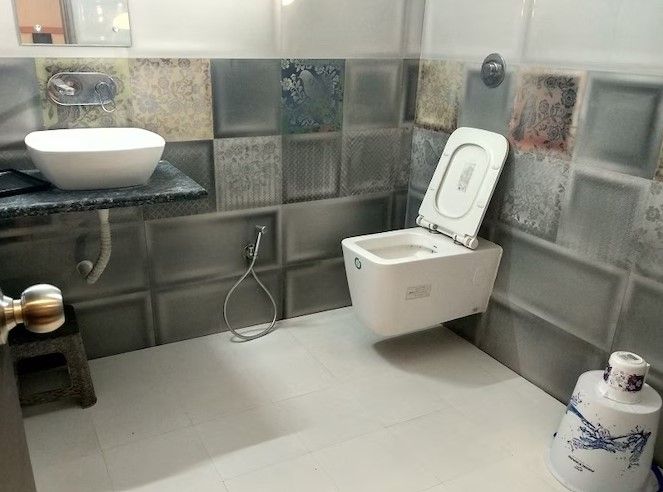 HB INTERNATIONAL ( A Unit of Hotel Rajkamal ) AC Super Deluxe Double Bed 3