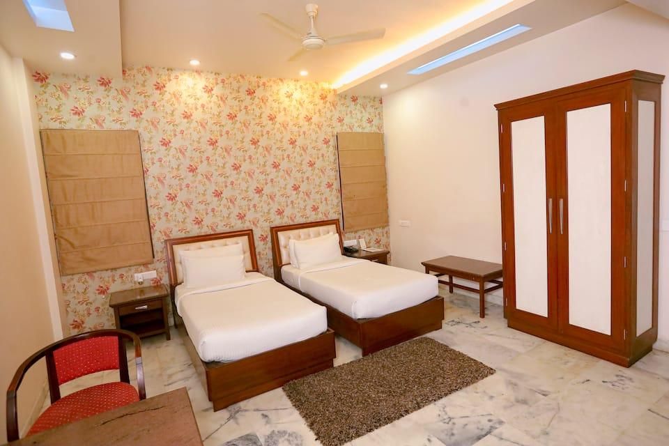 Hotel Leela Grande Club Luxuria 24