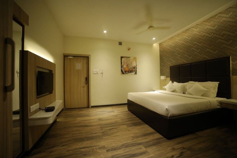 Four Season Recreation Hotel and Spa Standard Room, 1 Double Bed 7