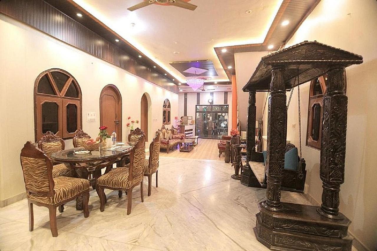 undefined Hotel Rashmi 4