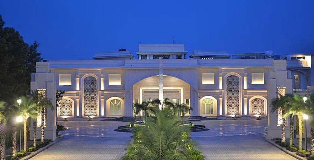 Hotel Exterior
