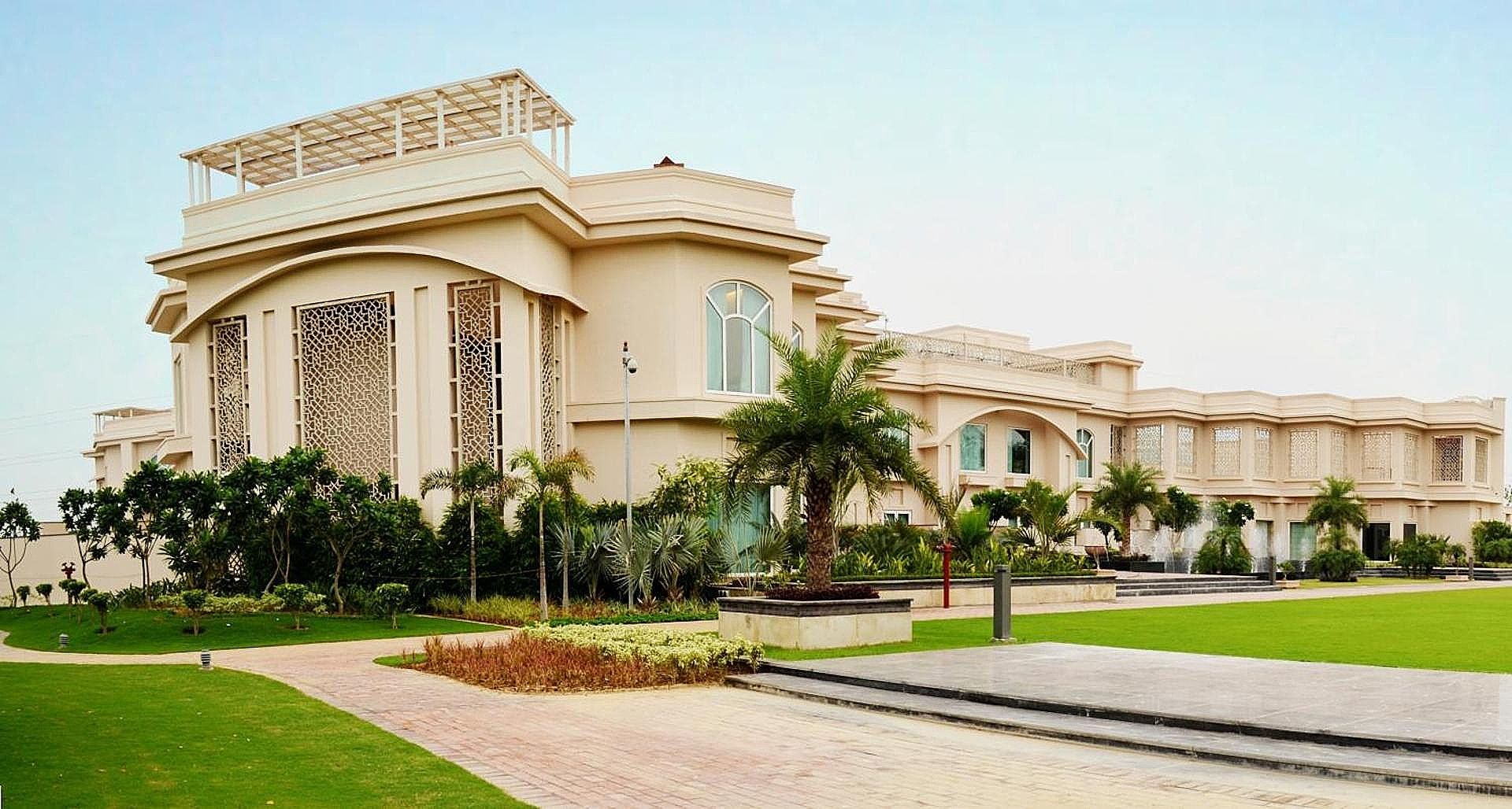 Hotel Exterior