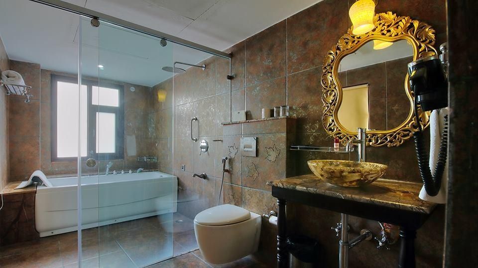 WelcomHeritage Traditional Haveli Heritage Suite Room 19