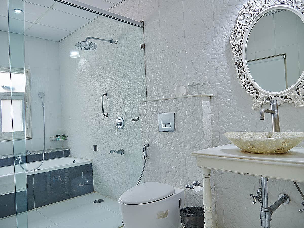 WelcomHeritage Traditional Haveli Heritage Suite Room 16