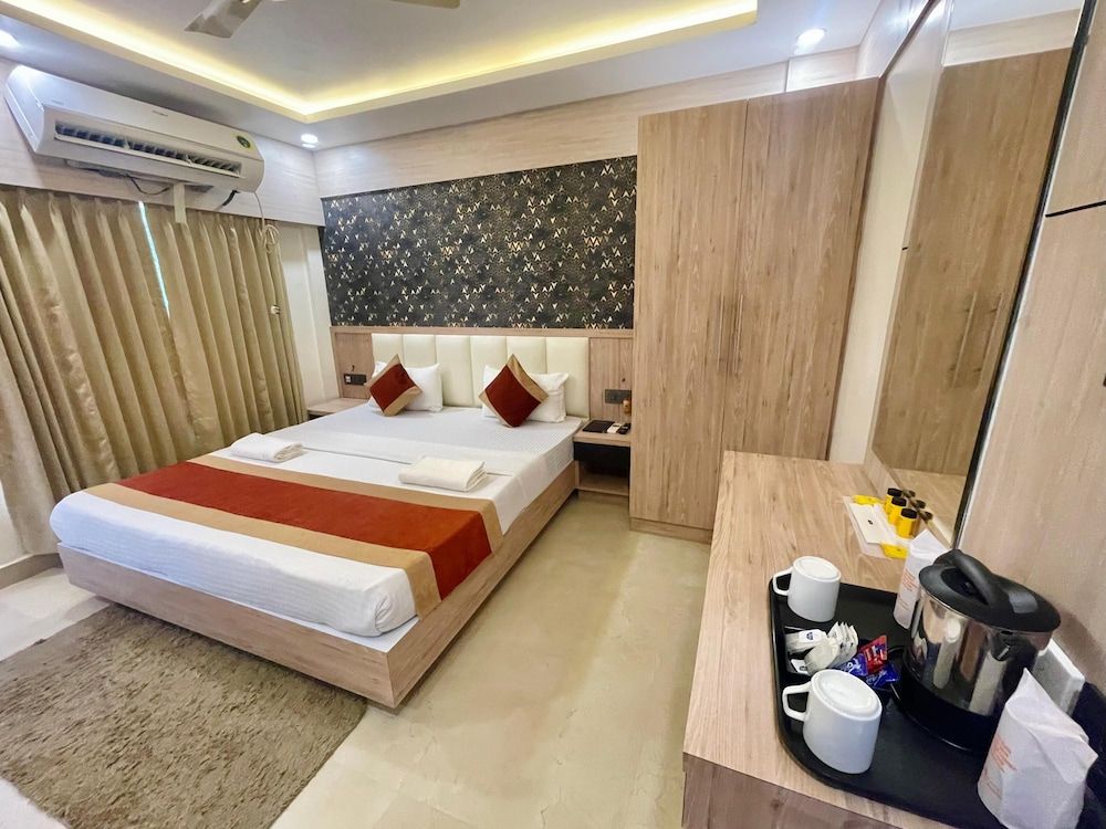 The Royal bengal Deluxe AC Double Bed Room 2