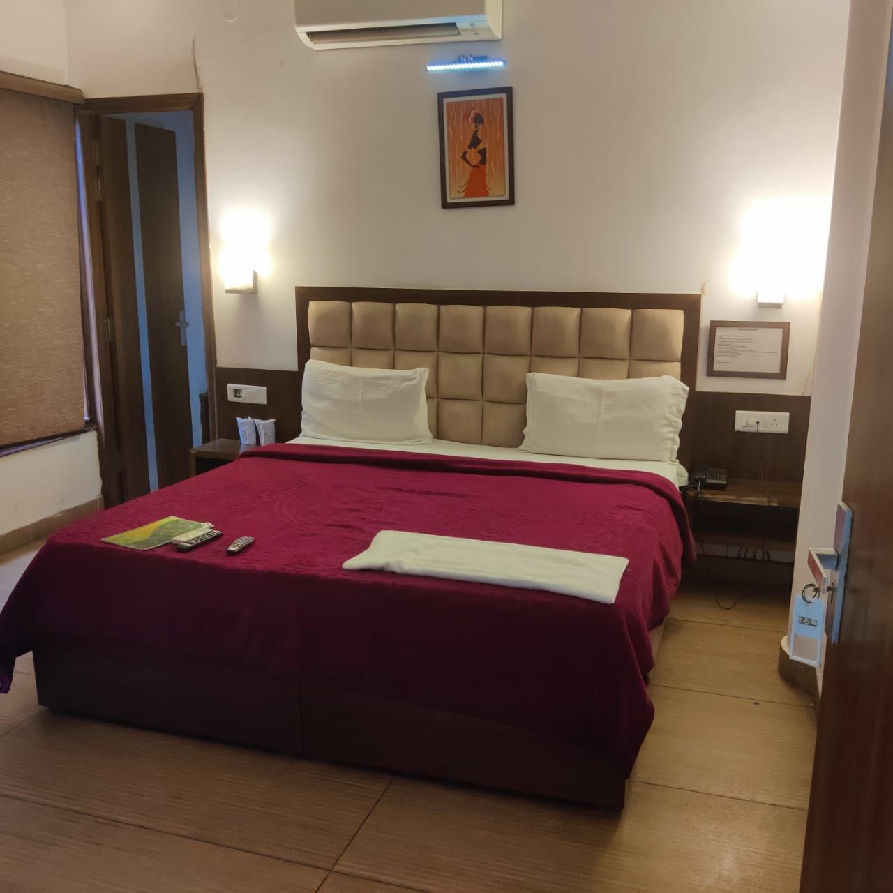 Kings Retreat Deluxe Room 4