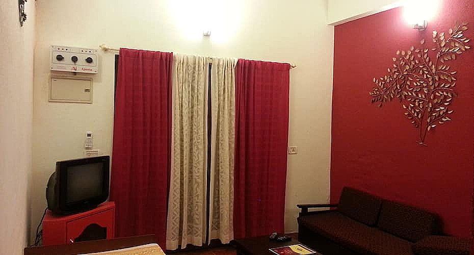 One Bedroom Apartment