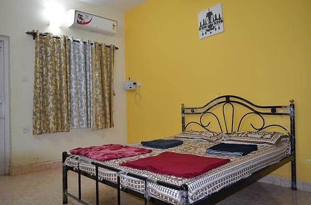 undefined Smiley Holidays 5