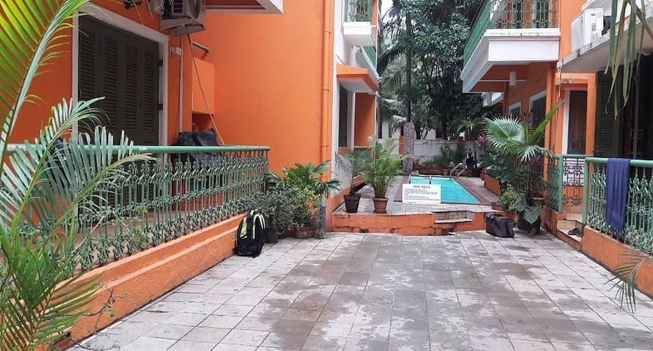 undefined Smiley Holidays 8