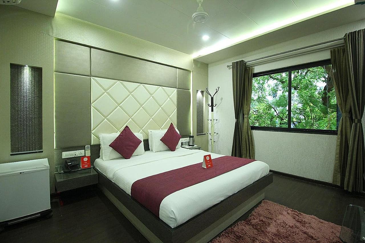 Executive King Bed Room