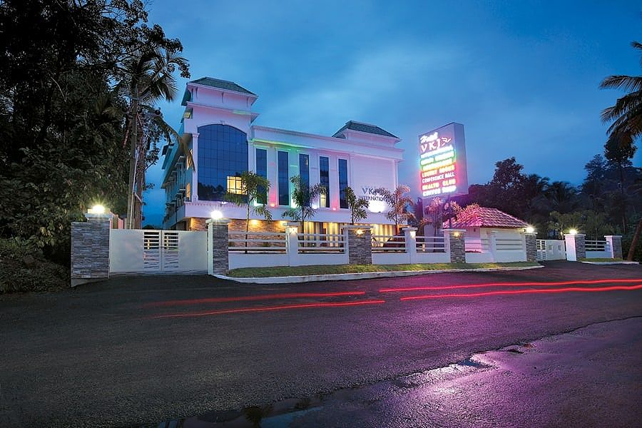 undefined VKJ International 8