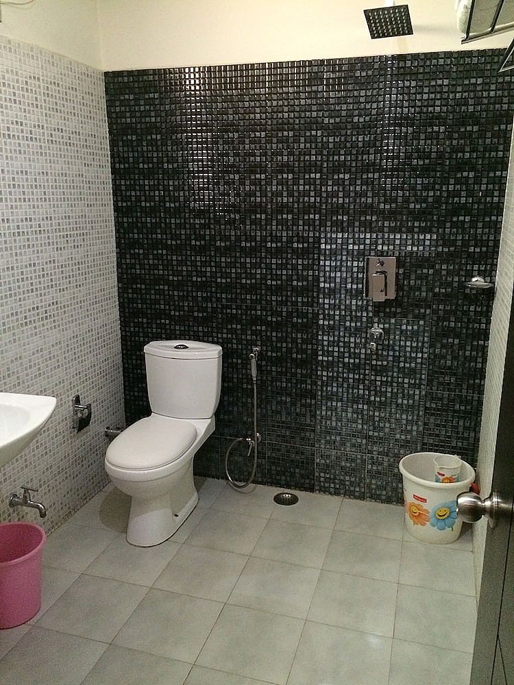 Hotel Love Kush Deluxe Room 13