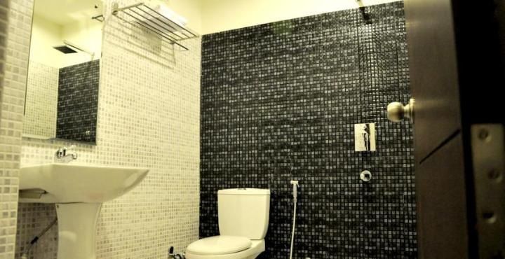 Hotel Love Kush Deluxe Room 14