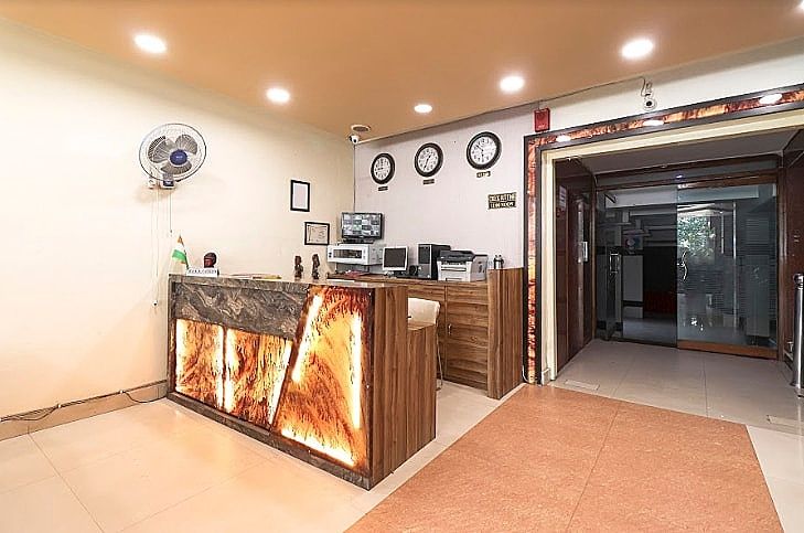 undefined Hotel Riya Palace 2