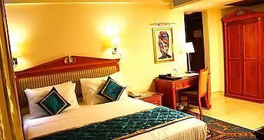 1 King Bed Executive Room