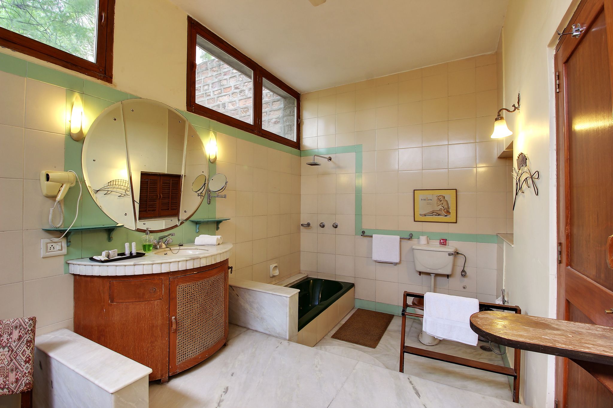Hotel Inn Season - A Heritage Hotel in Jodhpur AC Luxury Suites Double Bed Room 12