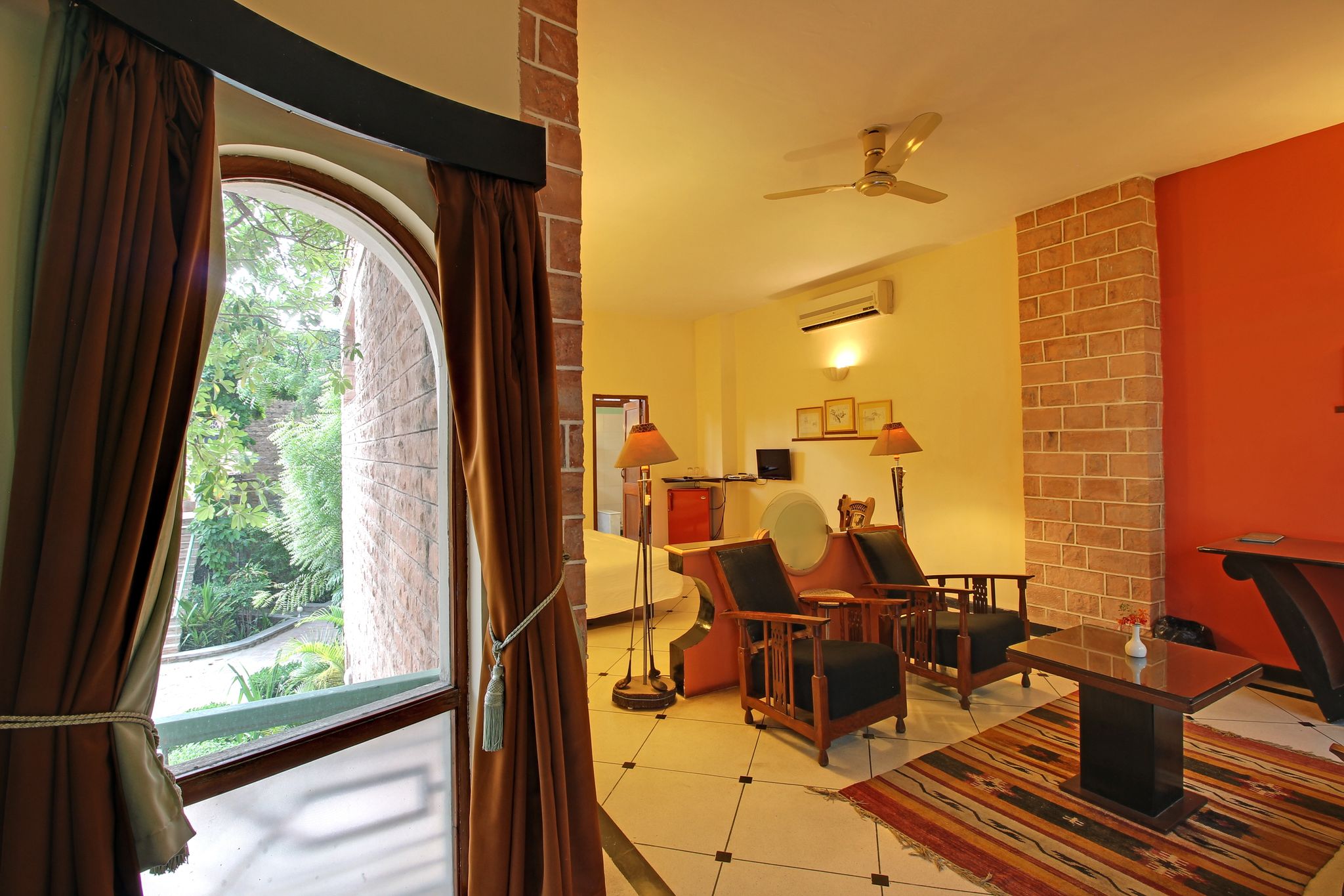 Hotel Inn Season - A Heritage Hotel in Jodhpur AC Luxury Suites Double Bed Room 9