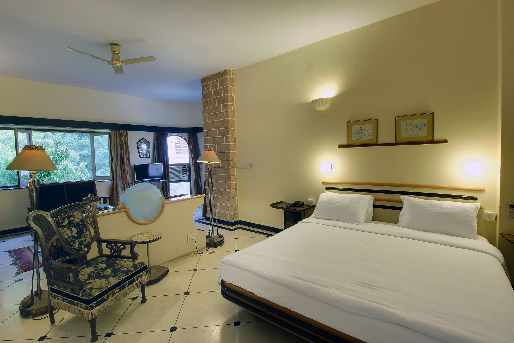 Hotel Inn Season - A Heritage Hotel in Jodhpur AC Luxury Suites Double Bed Room 6