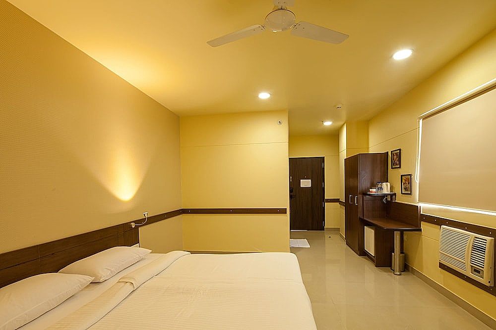 Ginger Noida, Sector 63 Twin Room 6