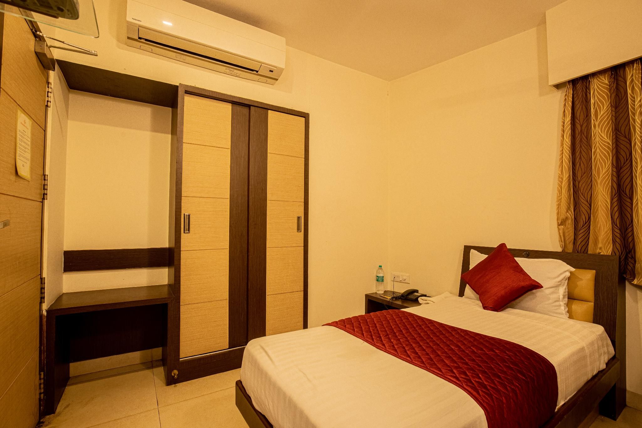 Economy Single Room