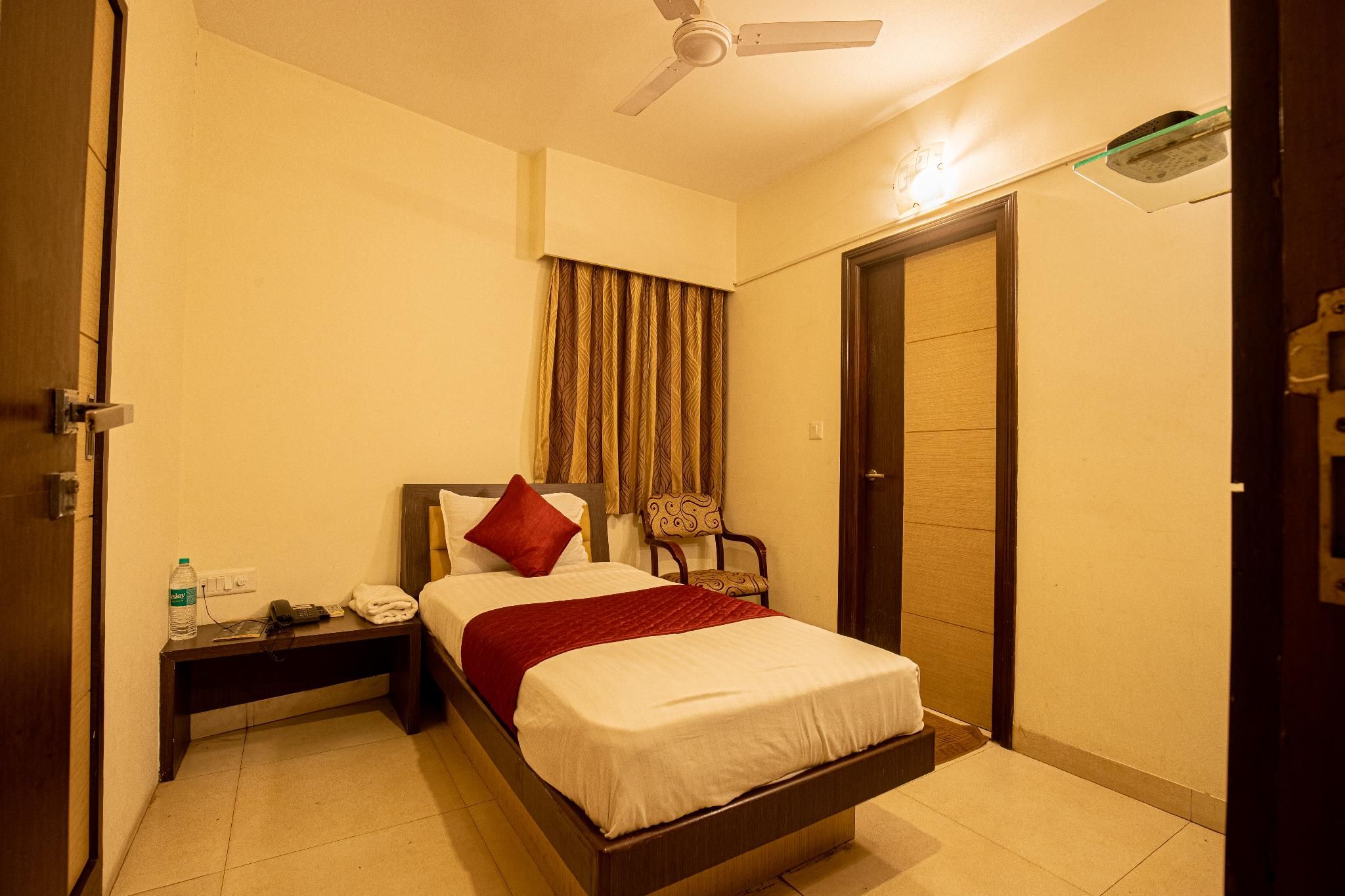 Economy Single Room