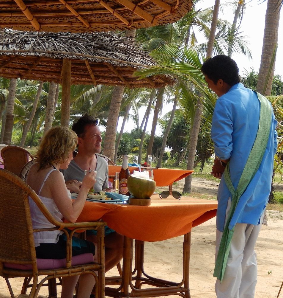Couples Dining