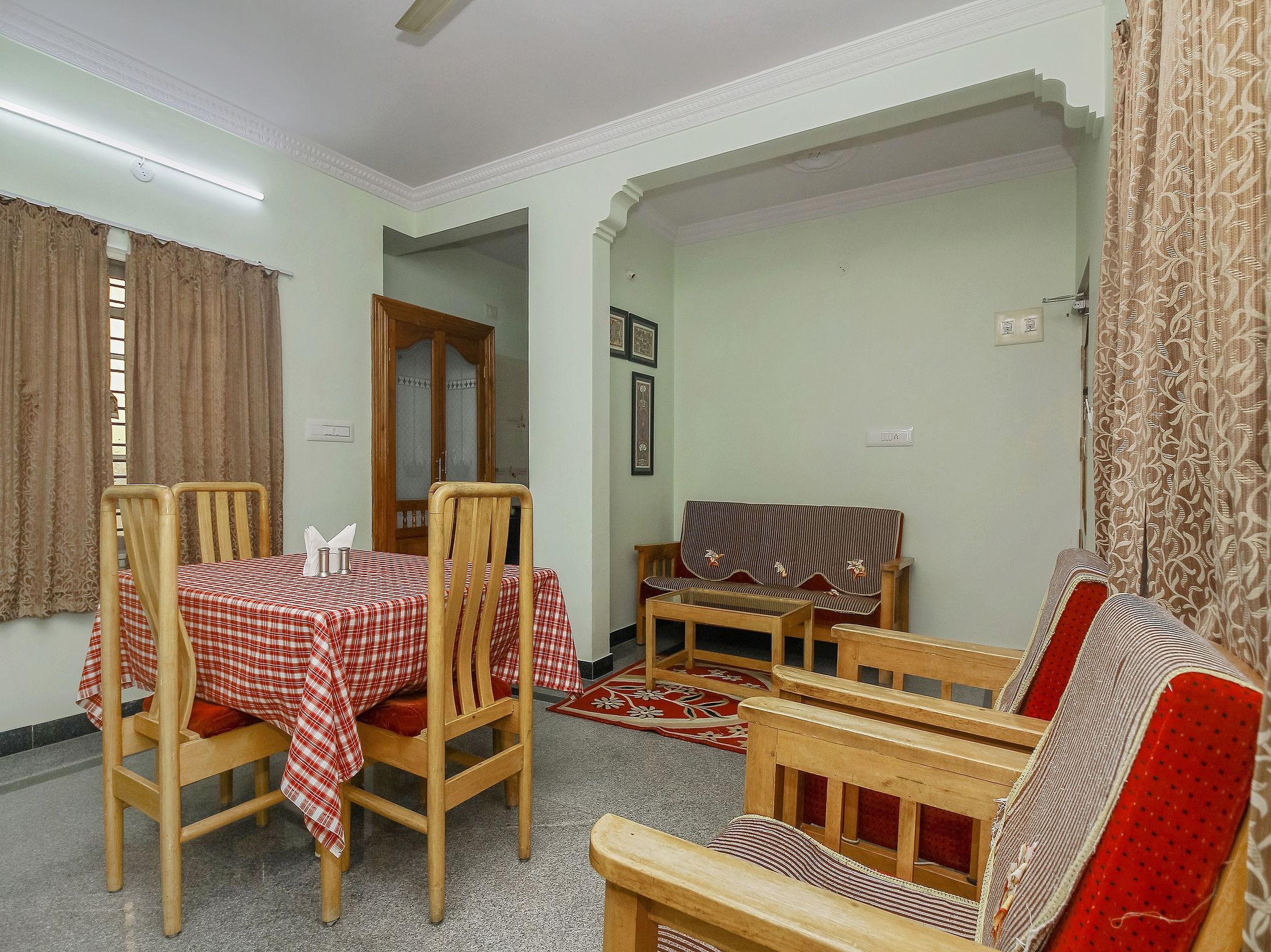 Hoppers Stop Yelahanka Deluxe Room 16