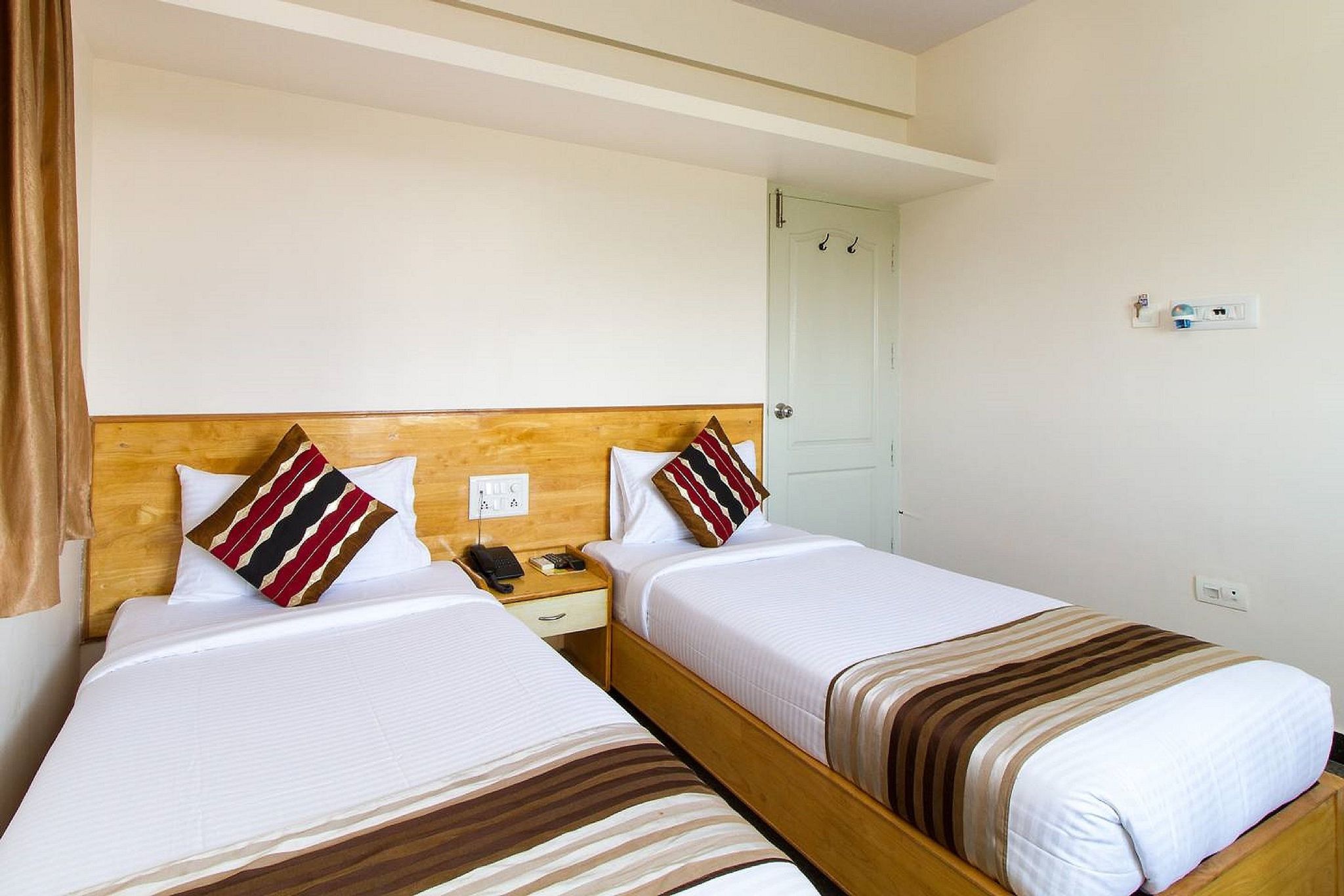 Hoppers Stop Yelahanka Deluxe Room 9