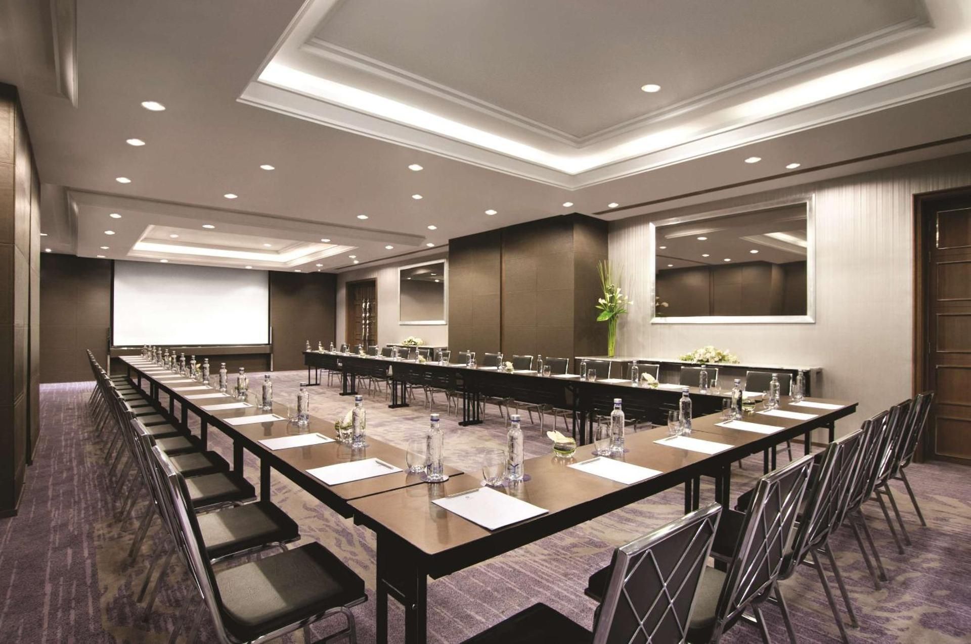 Hyatt Regency Gurgaon meeting_room_/_ballrooms 2