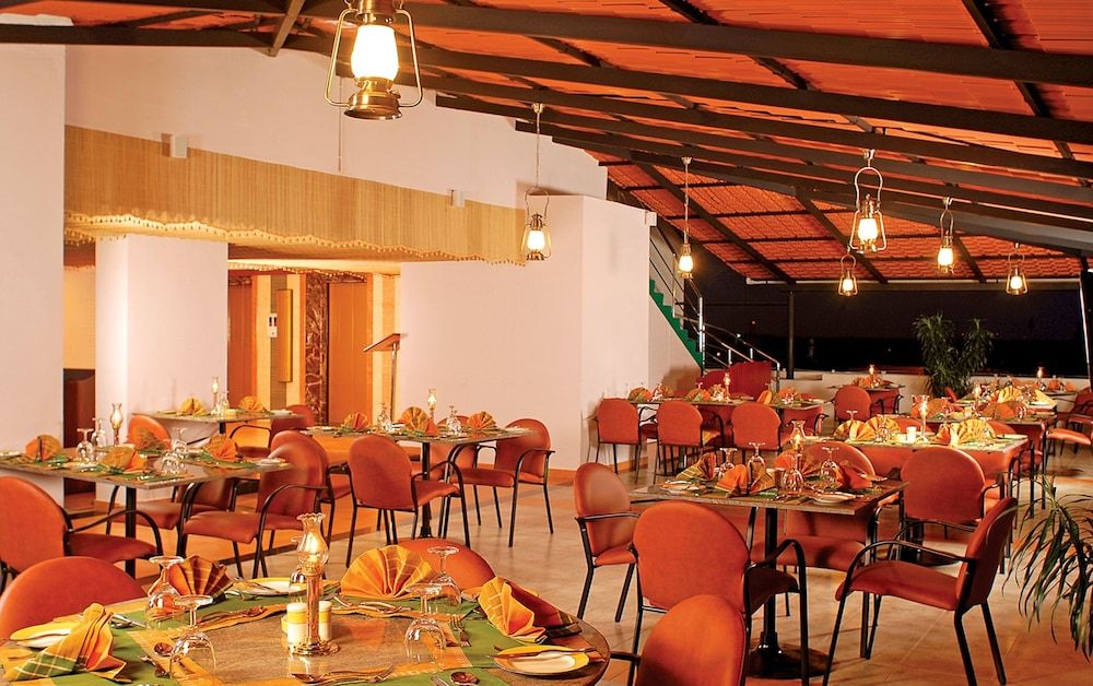 undefined Classic Sarovar Portico Thiruvanathapuram - A Sarovar Hotel 3