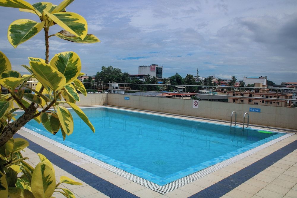undefined Classic Sarovar Portico Thiruvanathapuram - A Sarovar Hotel 5