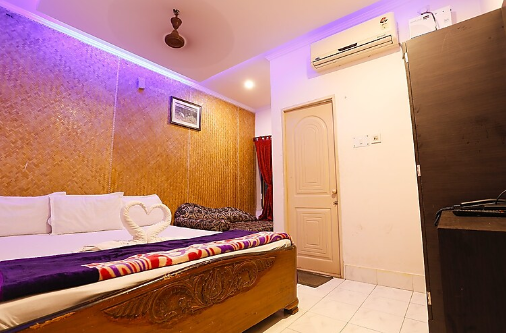 undefined Hotel Santiniketan 10
