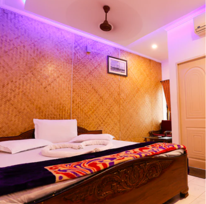 Triple Deluxe Non AC Room