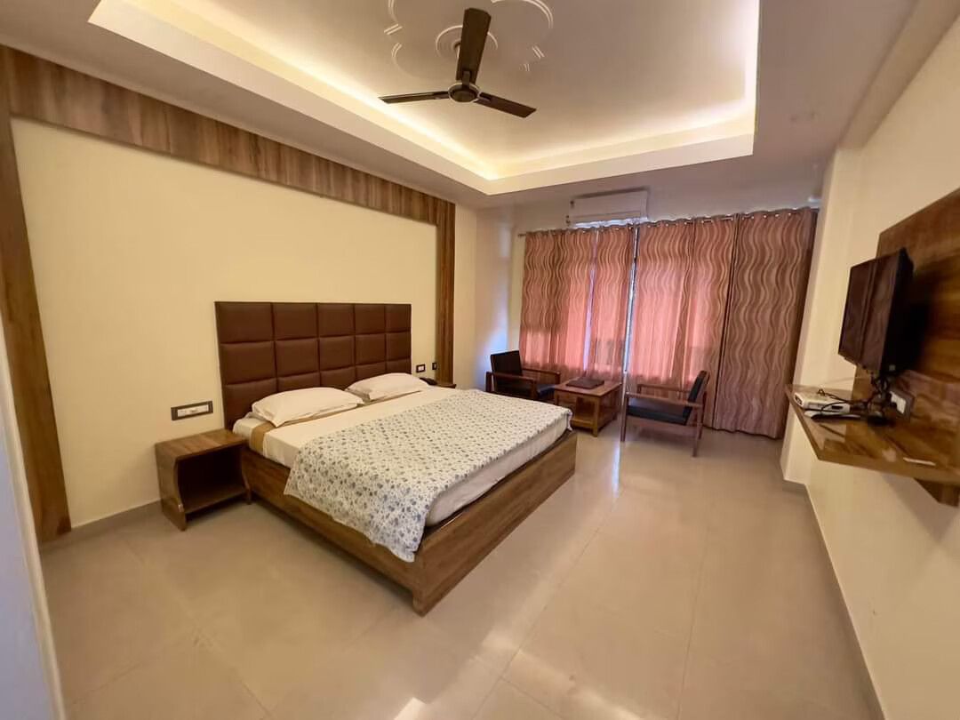 Super Deluxe Suite AC