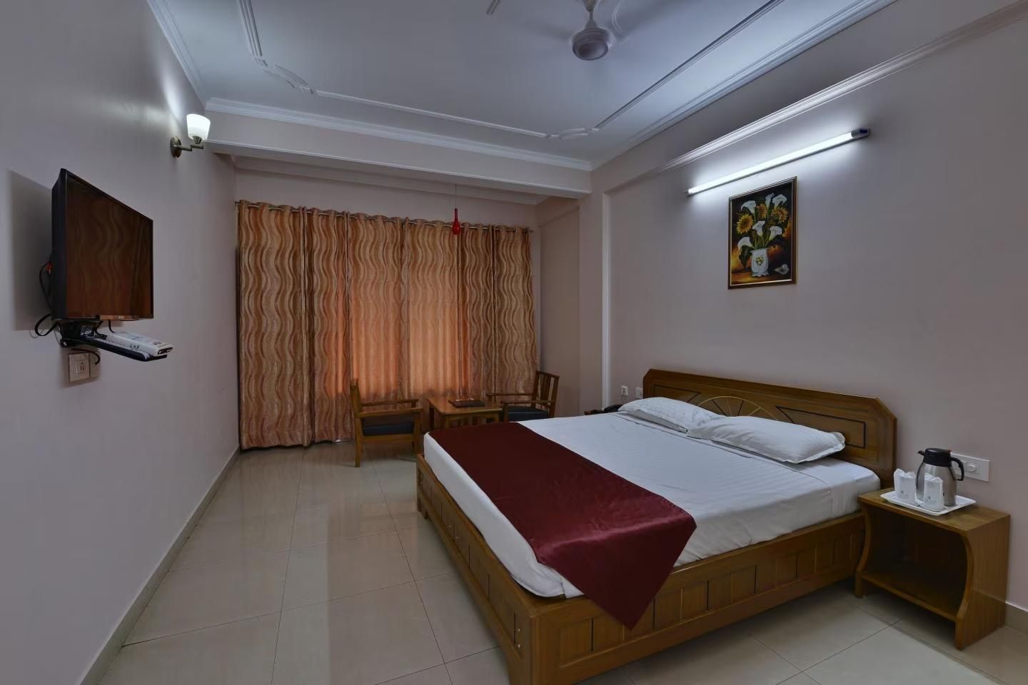 Hotel Valley View Semi Deluxe Room (Non AC) 3