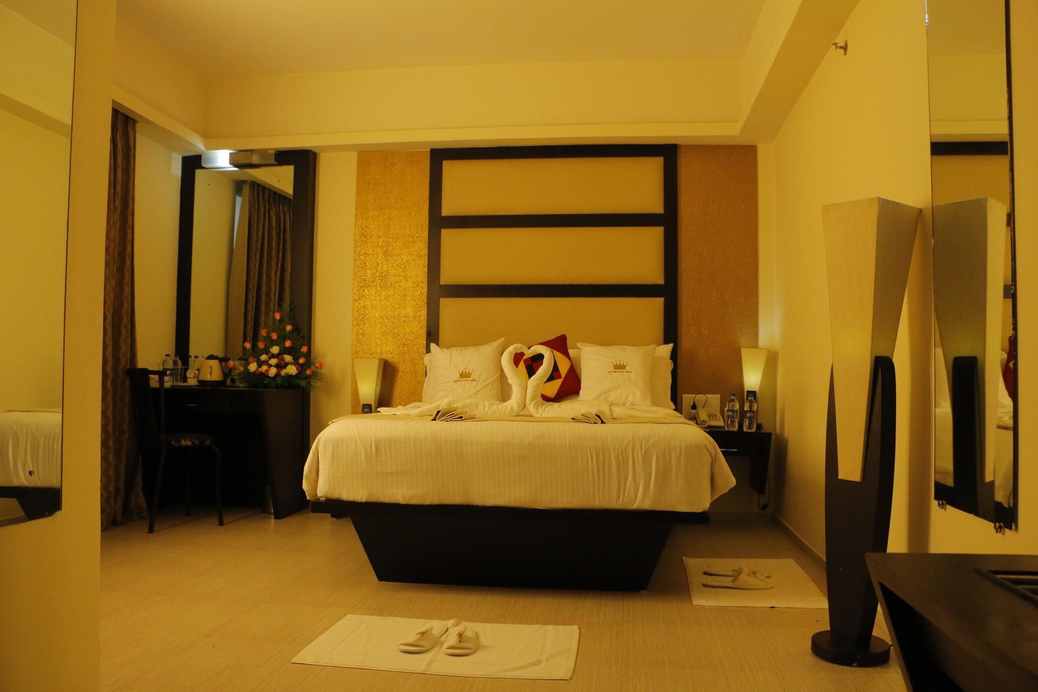 Pattom Royal Hotel Royal Deluxe 4