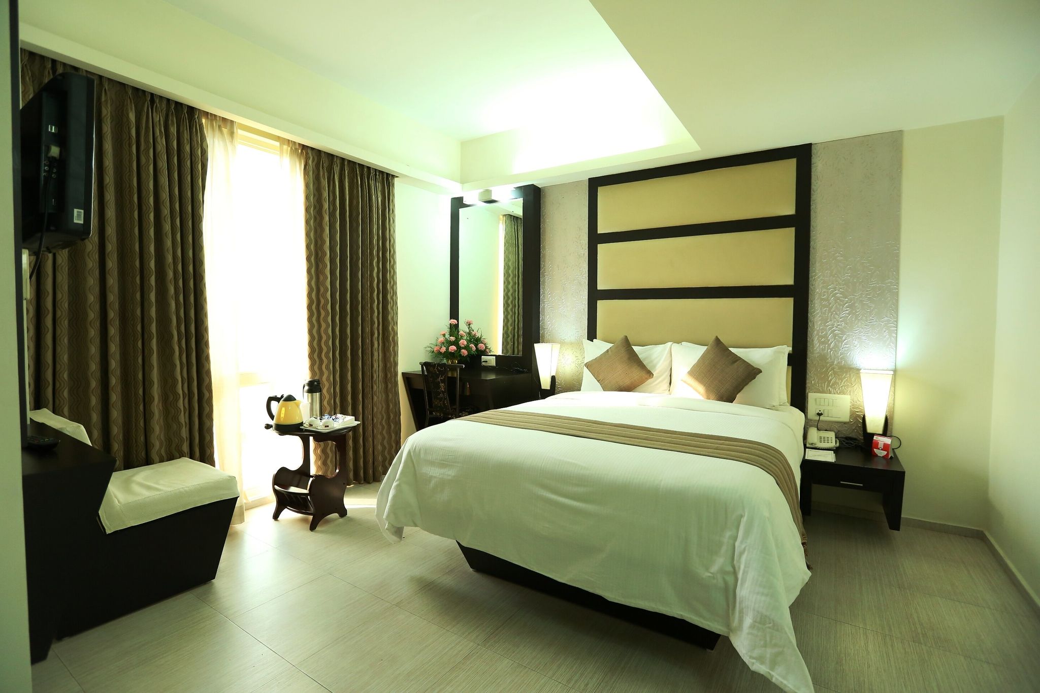 Pattom Royal Hotel Royal Deluxe 2